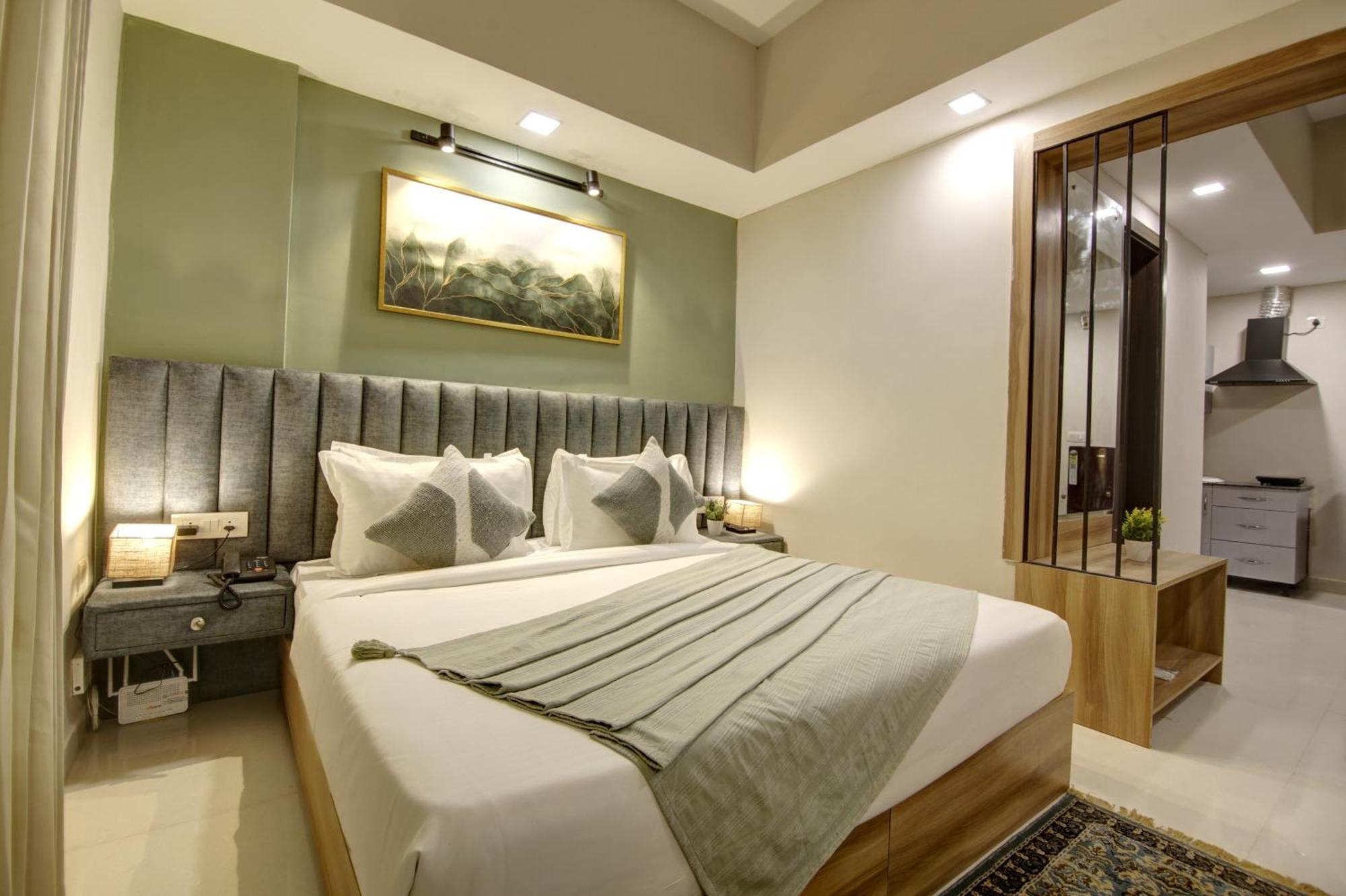 Saltstayz Premier Executive Serviced Apartment - Golf Course Extension Road Gurgaon Exterior foto