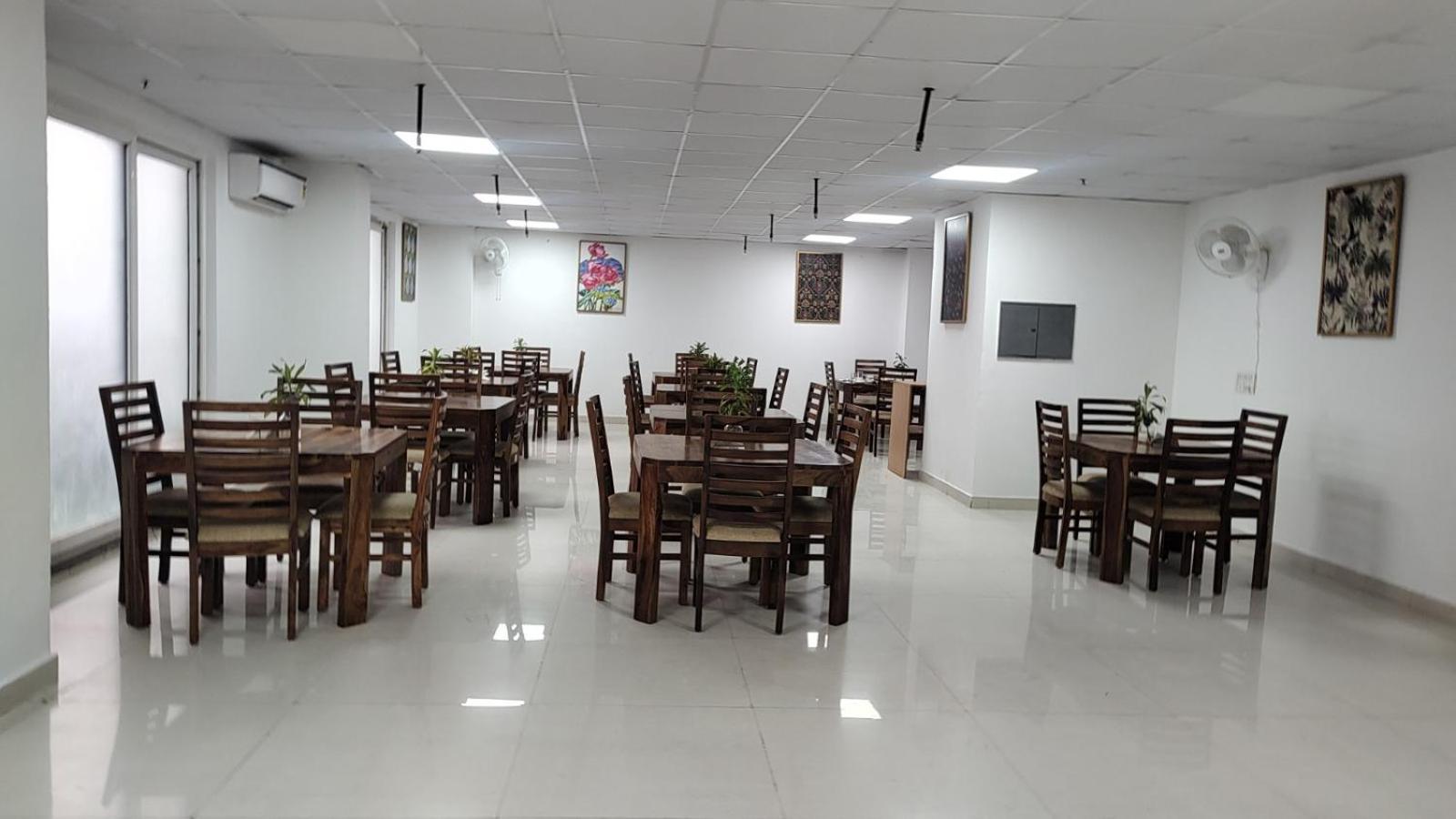 Saltstayz Premier Executive Serviced Apartment - Golf Course Extension Road Gurgaon Exterior foto