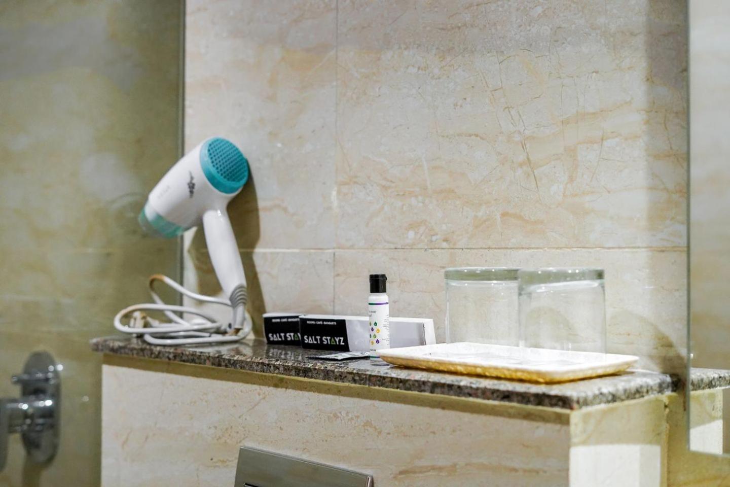 Saltstayz Premier Executive Serviced Apartment - Golf Course Extension Road Gurgaon Exterior foto
